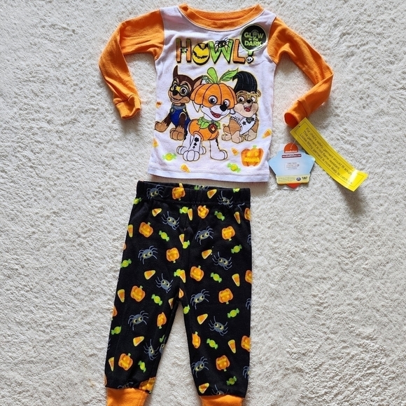 New Halloween Paw patrol pajamas bundle size 12 months - Picture 3 of 4